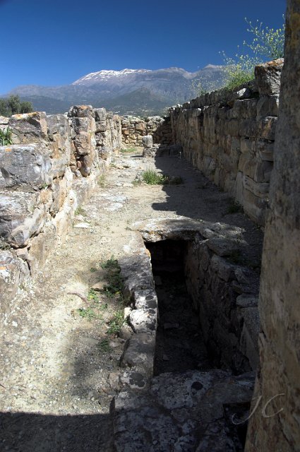 0081Agia Triada.jpg
